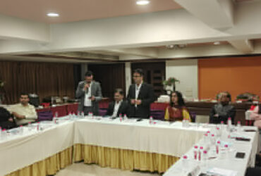 BUSINESS-MEETING6